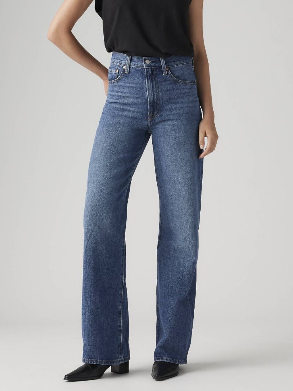 Levi's Ribcage Wide Leg Jeans - Wrong (Medium Wash) - Size 32 x 32